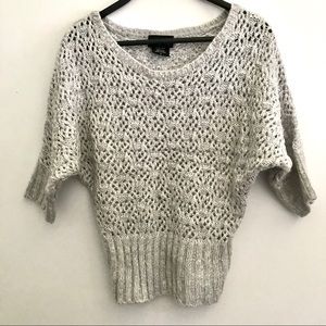 Gray midi sleeve sweater